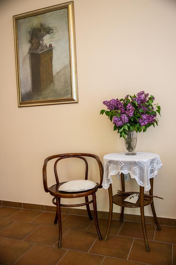Kolar Apartment Subotica Luaran gambar