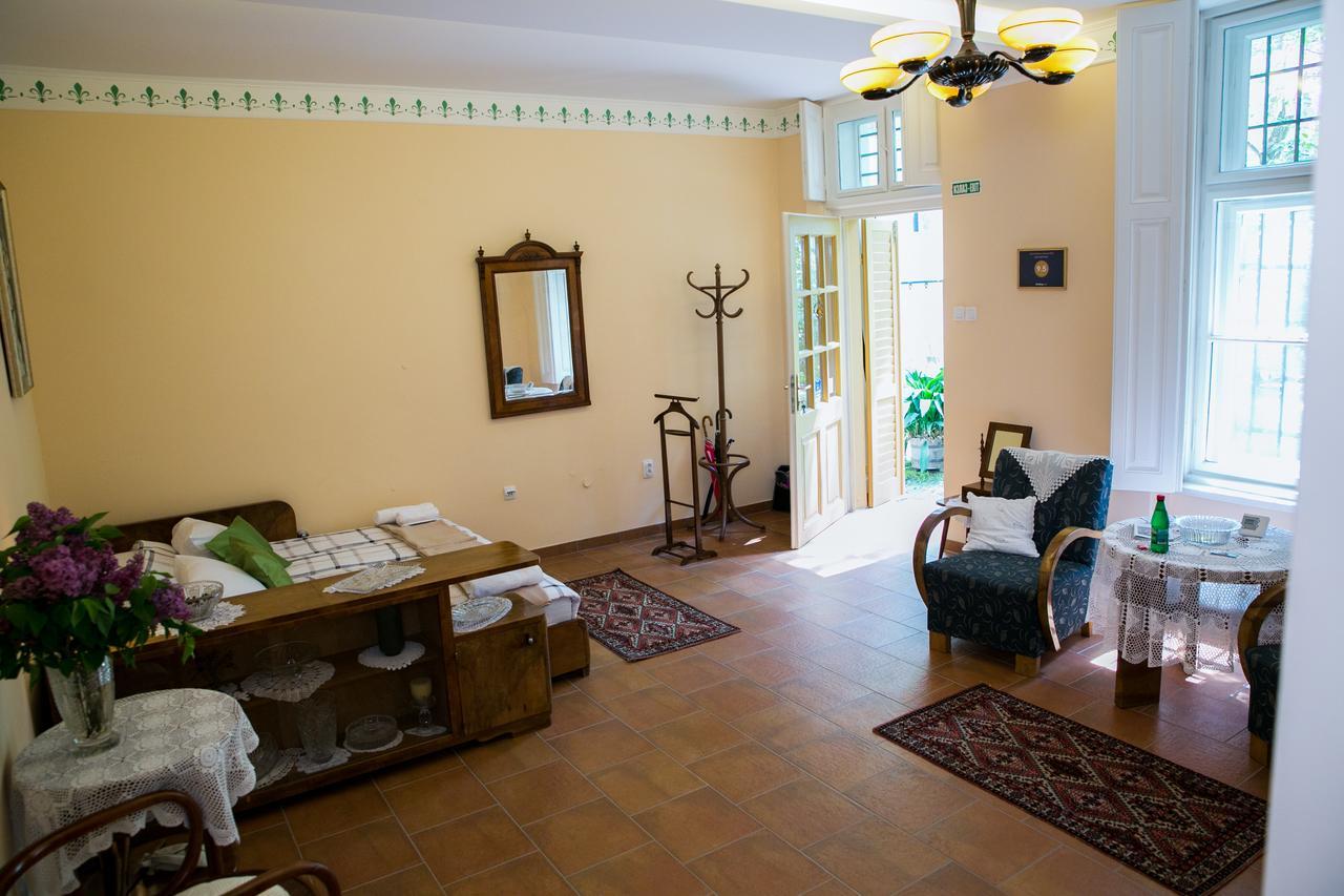 Kolar Apartment Subotica Luaran gambar